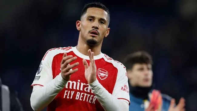 Saliba muốn cùng Arsenal giành cú ăn bốn và viết lại lịch sử 1